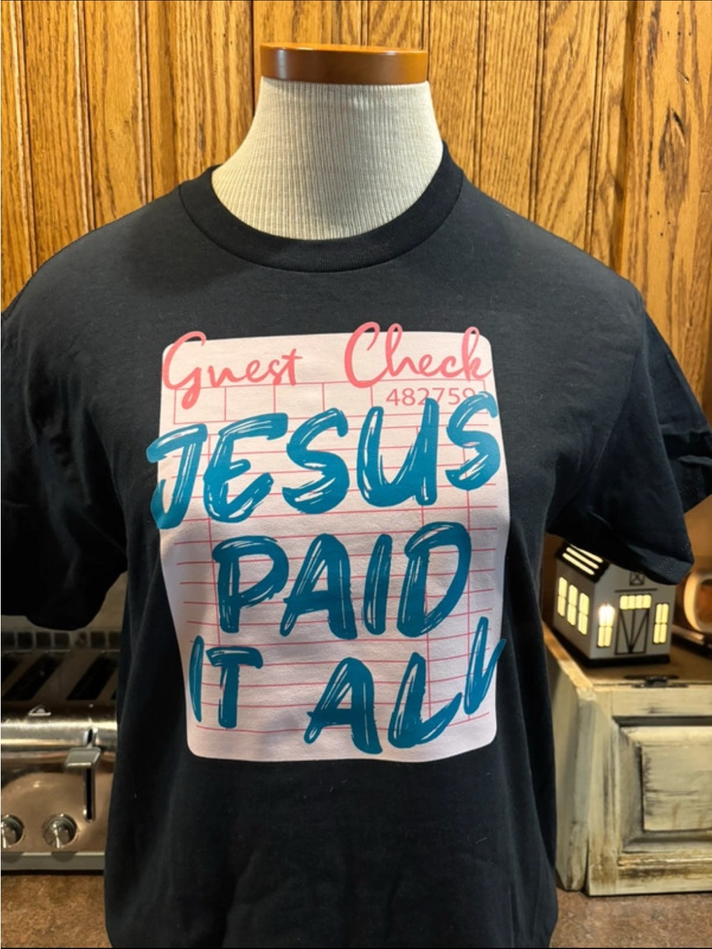 💜Gildan Black Short Sleeve Tee with Teal & Pink Graphic